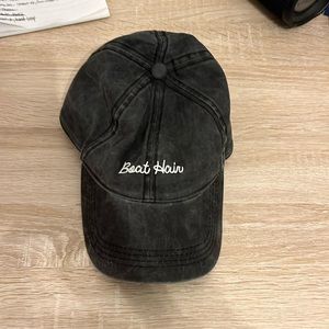 boat hair cap